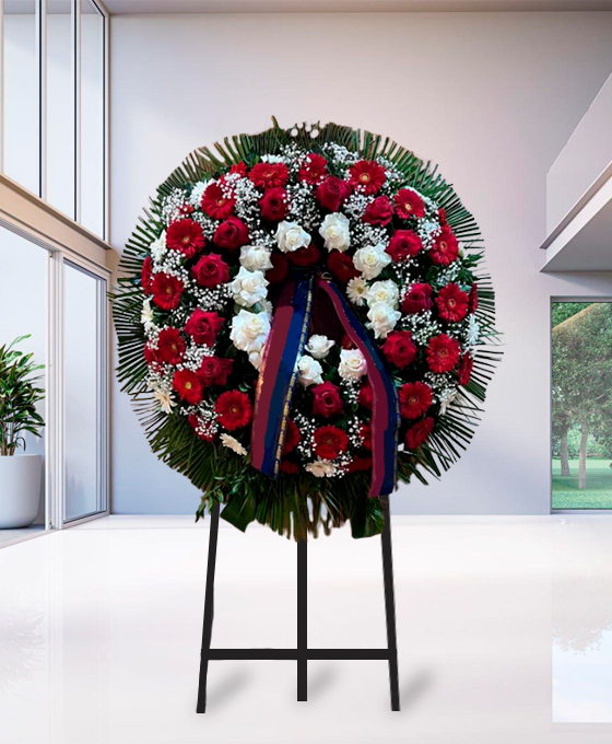 Corona funebre rose rosse e bianche Napoli consegna agenzie funebri in giornata