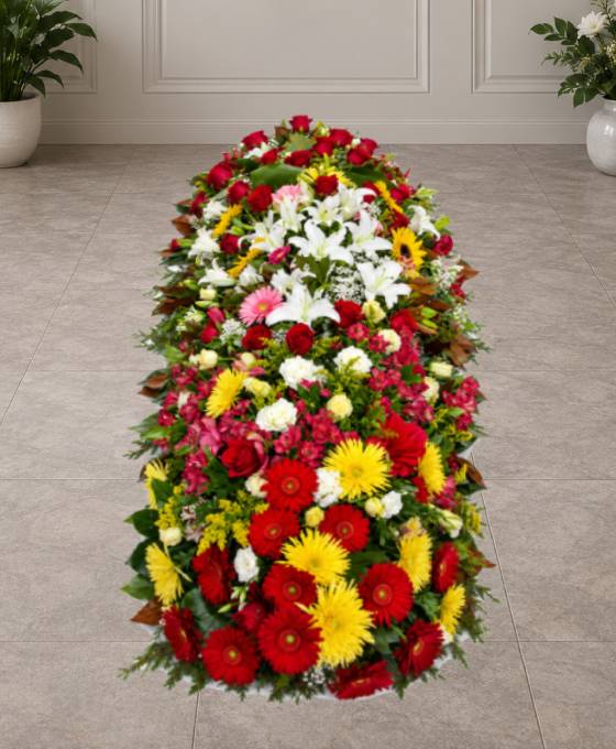 Cofano funebre con fiori di primavera